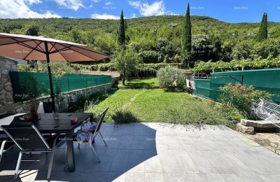 Wohnung mit Garten und Terrasse – Raša, Erdgeschoss, 48 m²