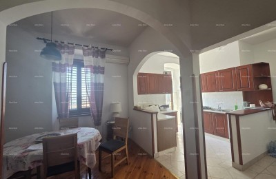 PULA ZENTRUM – Geräumige Wohnung mit Blick auf die Stadt