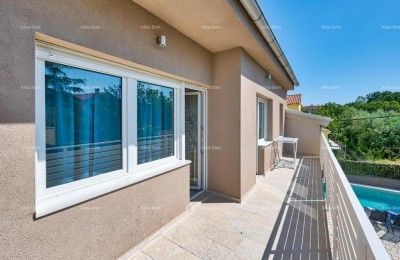 Zu verkaufen: Haus mit Pool und Meerblick – Ližnjan