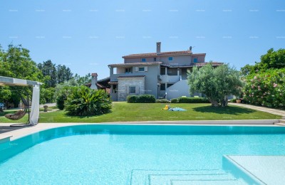 Verkauf - Luxusvilla mit Pool und zusätzlichem Gebäude auf großzügigem Grundstück, Ližnjan!