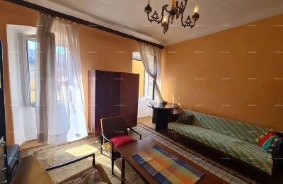 Hervorragende Wohnung im Herzen der Stadt, Pula.