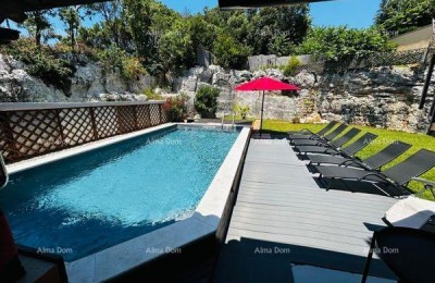 Pješčana Uvala – Haus mit Pool und separatem Apartment, Meerblick, 300 m vom Strand entfernt