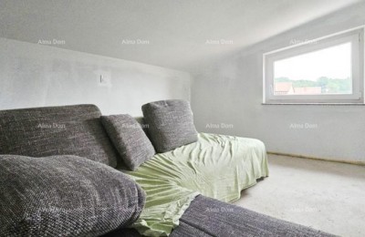 Pula – Busoler, Vier-Zimmer-Wohnung im Rohbauzustand